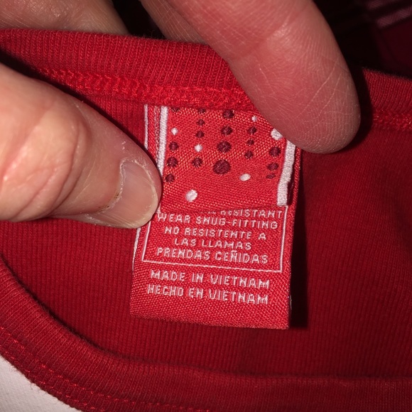 Pajama top size 4t - Picture 7 of 8